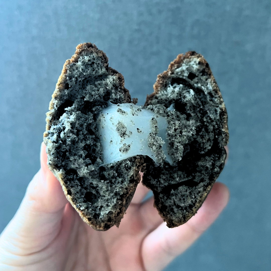 Black Sesame Mochi madeleine | 黑芝麻麻糬瑪德蓮