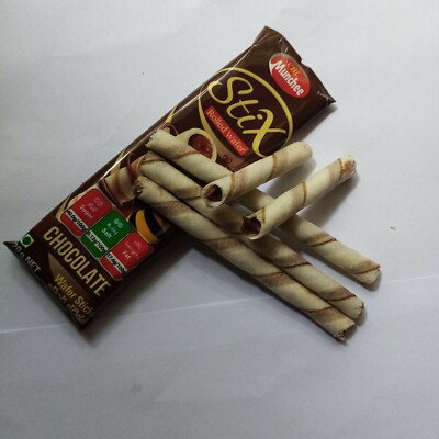 CBL MUNCHEE STIX ROLLED WAFE CHOCOLATE-20G_0