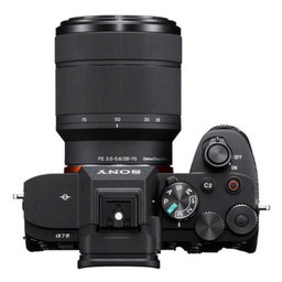 Sony Alpha 7 IV + 28-70mm