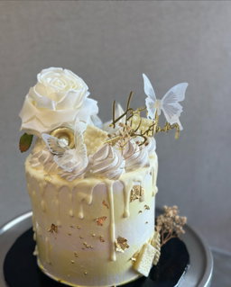 6 inches 2 layer Decadent Whipped cream Cake 