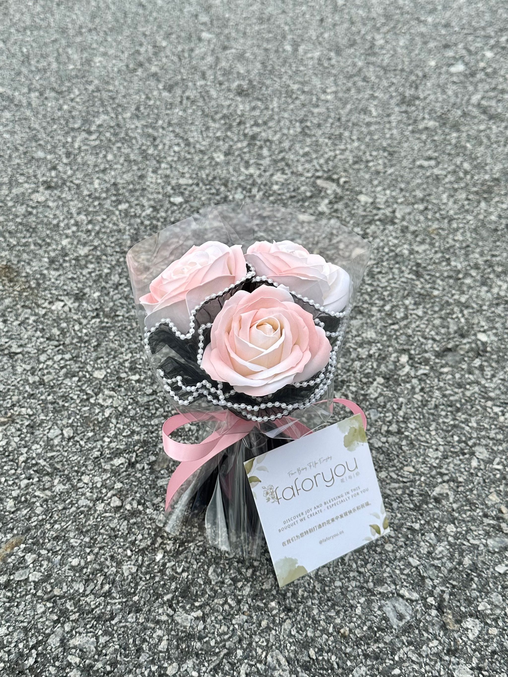 (3R004) 3 Stalk Transparent Soap Rose Bouquet _5