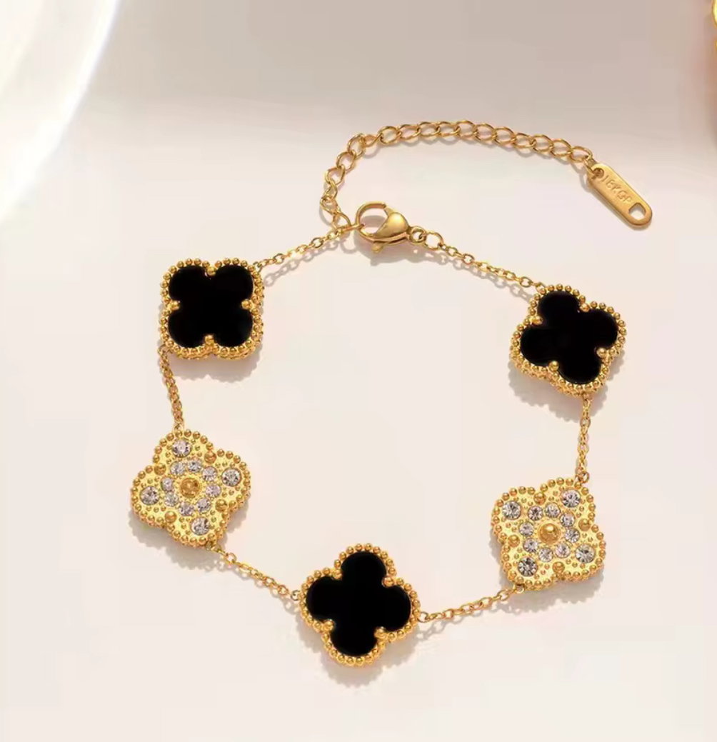 Black & Gold Diamond Clover Bracelet     _0