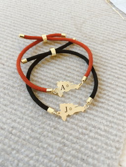 Isleña bracelets 