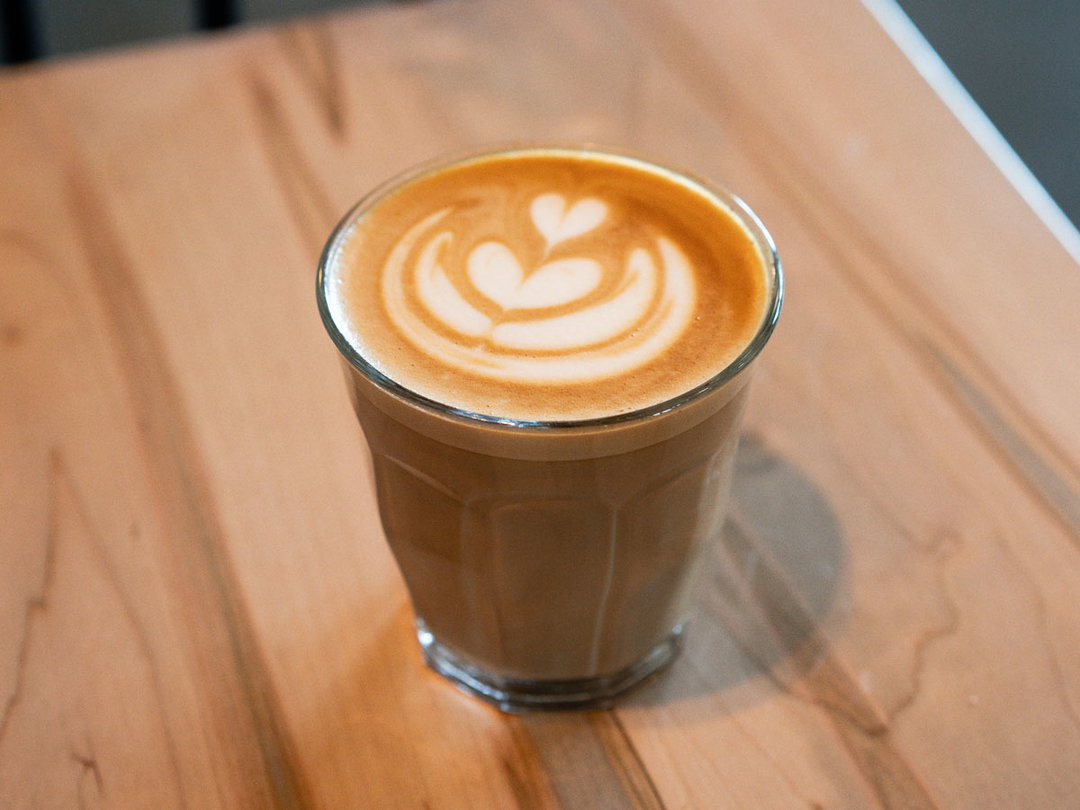 Flat White (平白咖啡)
