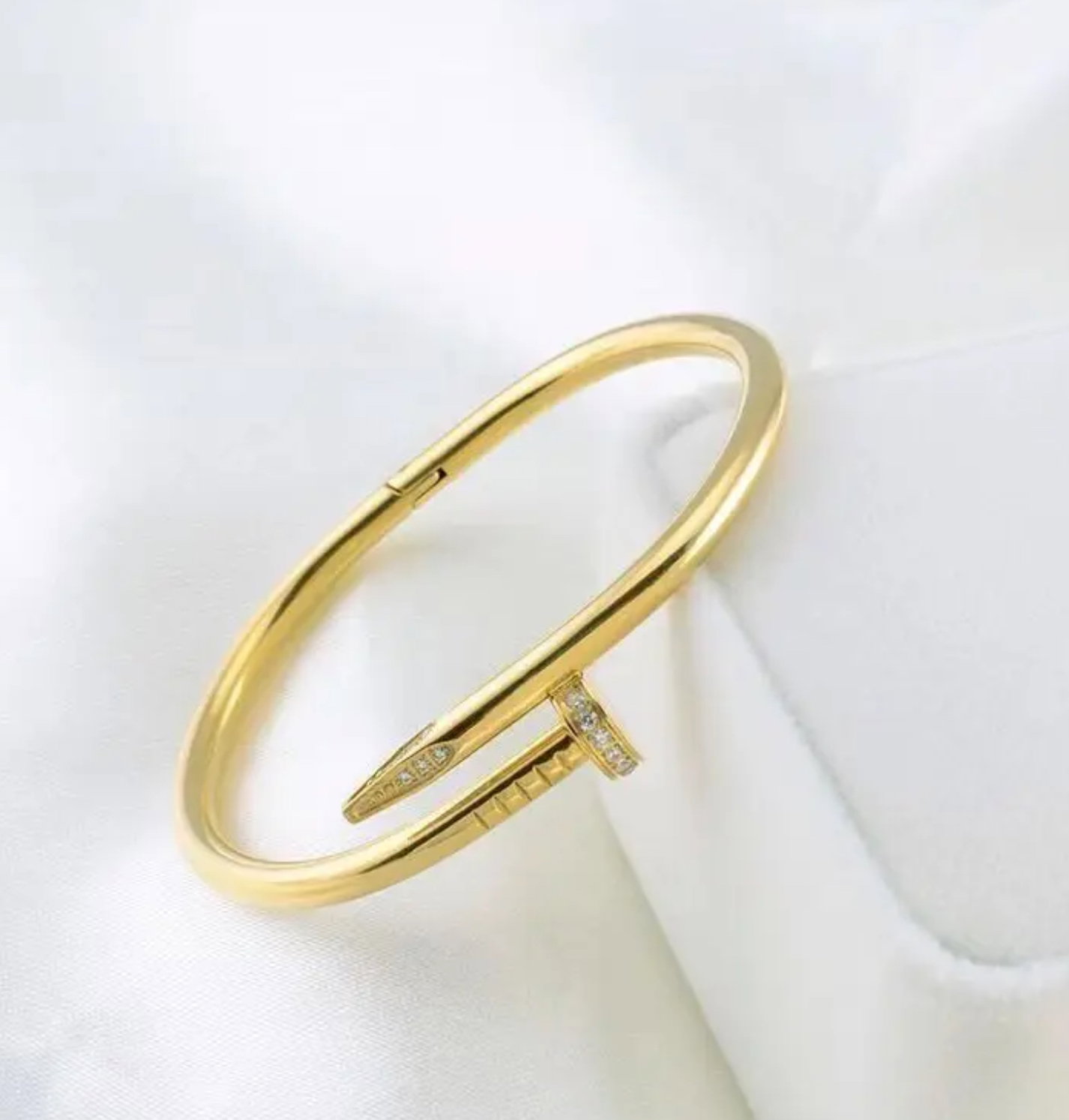 Nail Bracelet Gold_0