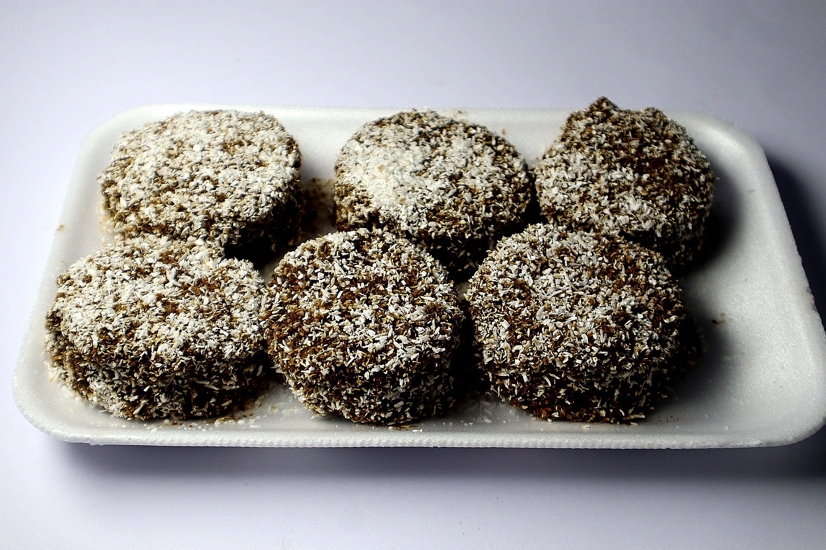 Lamingtons | Freshly baked_0
