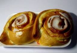 Cinnamon Buns | Freshly baked