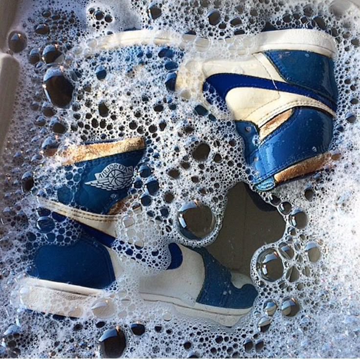 Normal Sneaker