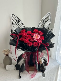 Butterfly Soap Carnation Bouquet 