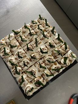 Slice Cake
