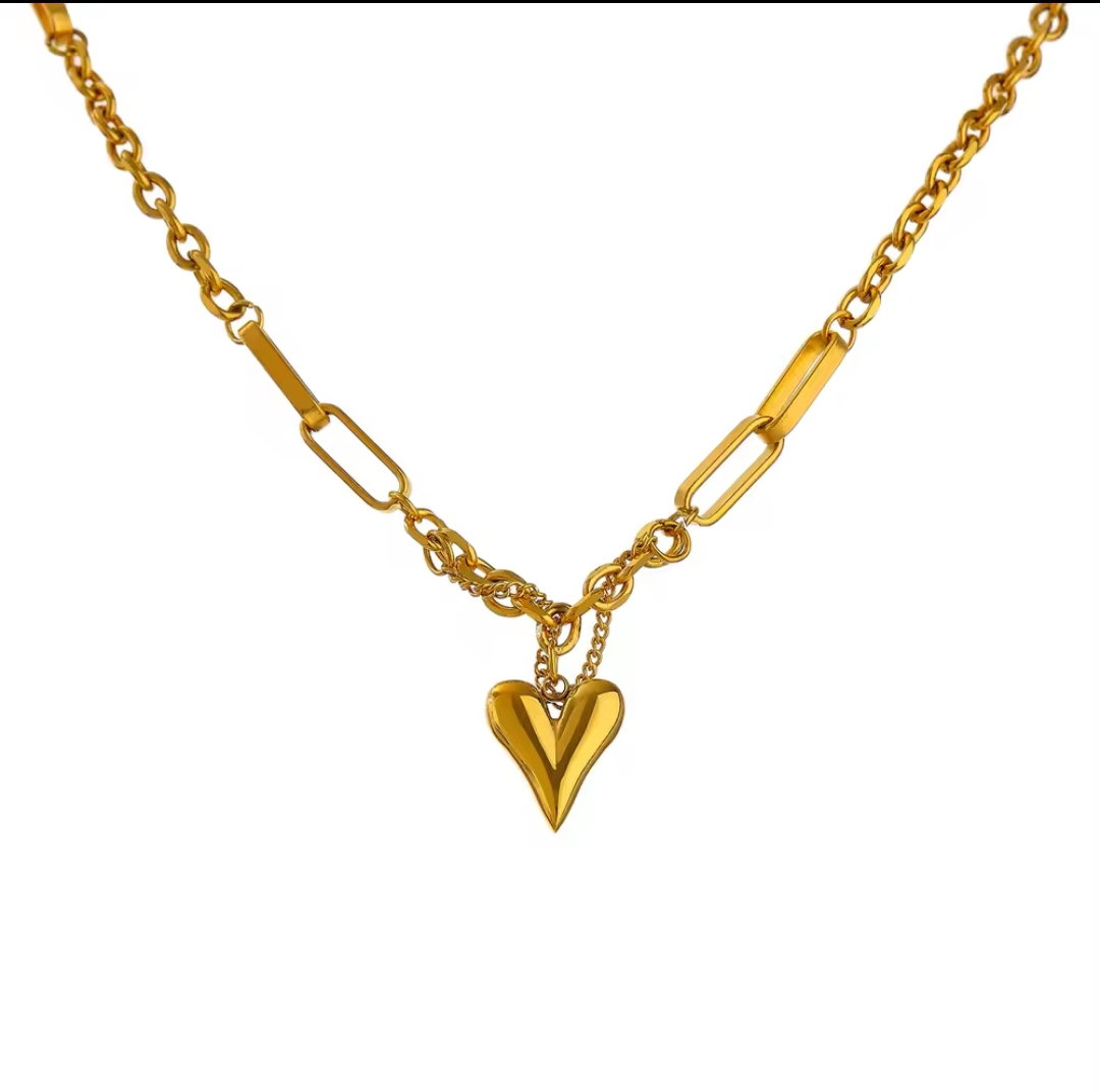 Amor Necklace - Gold
