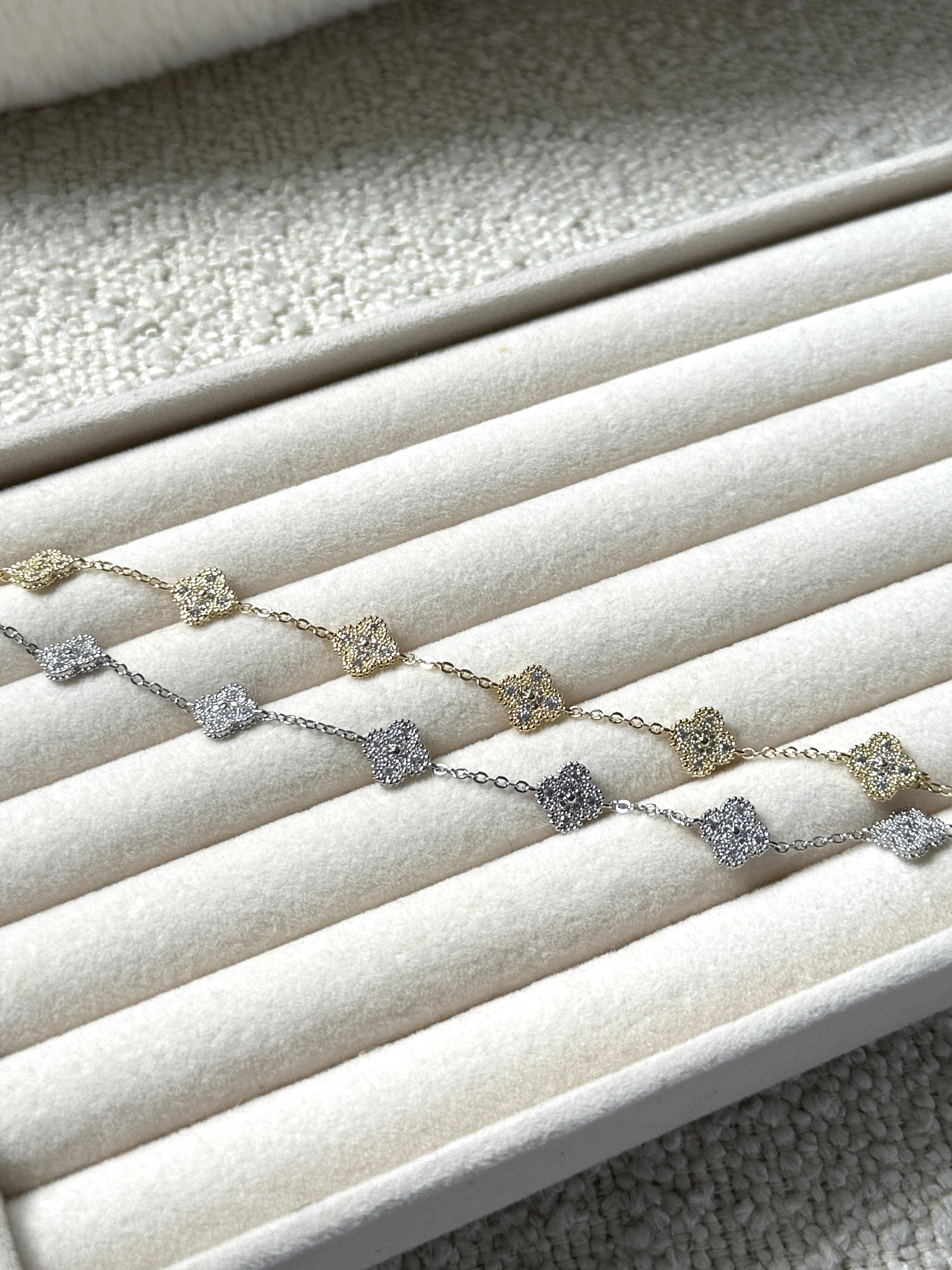 CLOVER BRACELET *LIMITED ED* _5