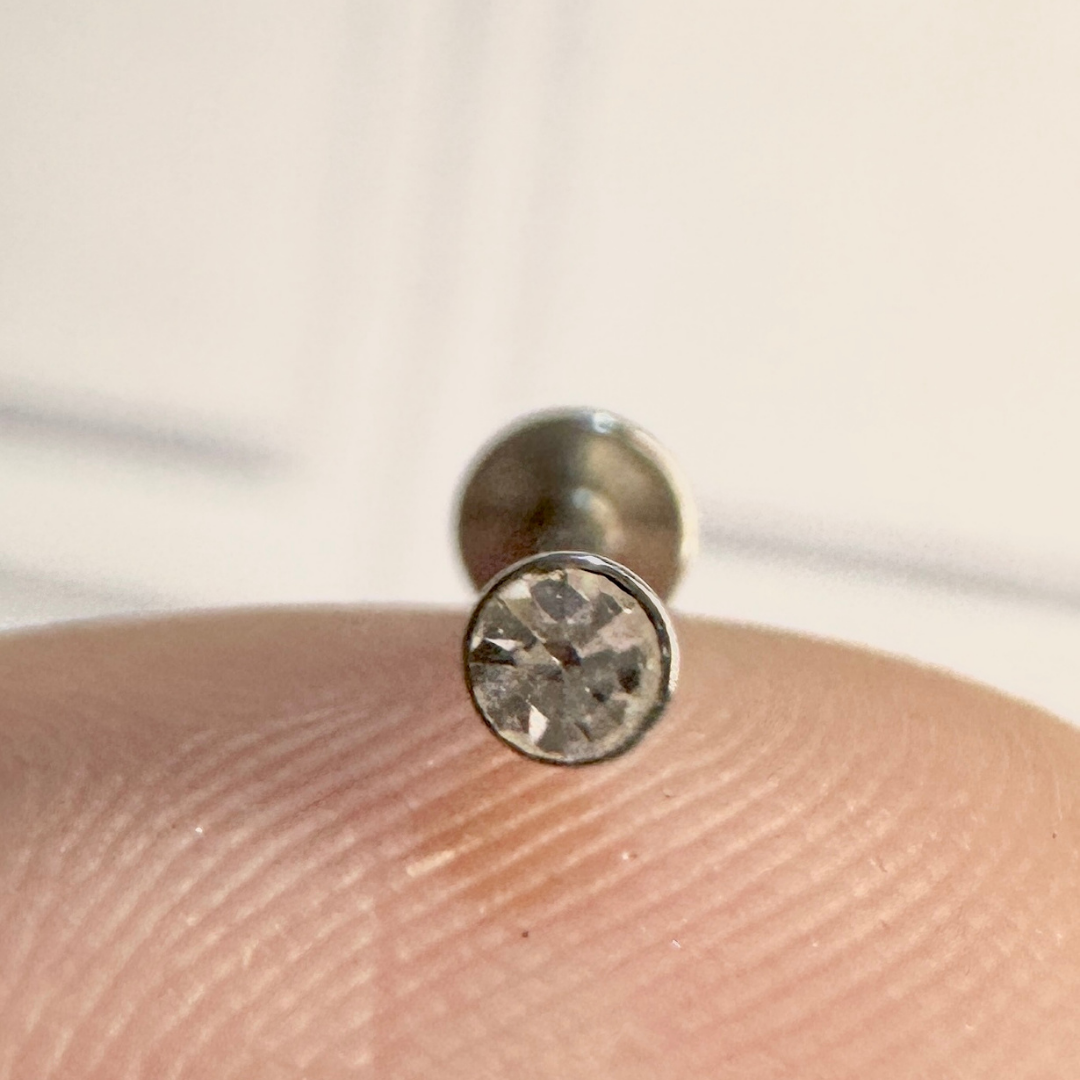 Labret piedra blanca 2.5mm
