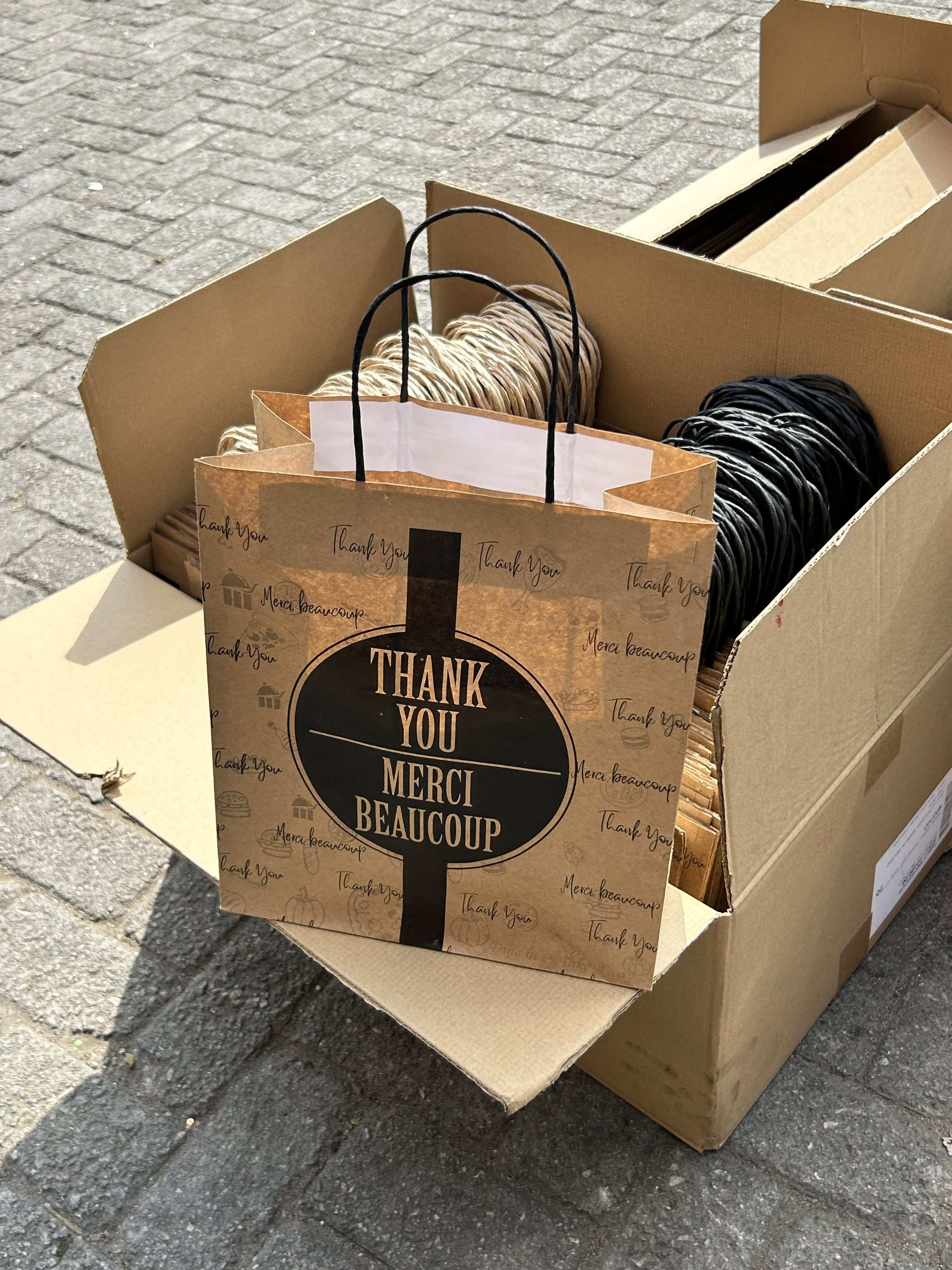 “THANK YOU” KRAFT DELIVERY CARRIER BAGS - 2 SIZES/RETAIL ( WITH HANDLES) _4