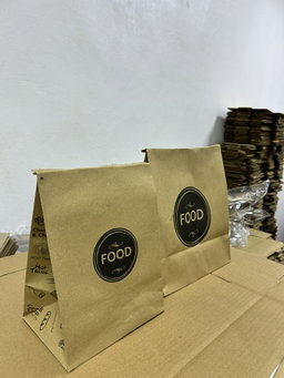 DELIVERY TAKEOUT BAGS - GENERIC DESIGN / “FOOD TO GO” BROWN & BLACK WITHOUT HANDLES