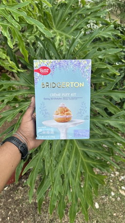 Bridgerton Créme puff kit