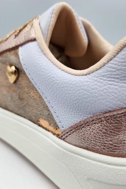 Auria Bronze 