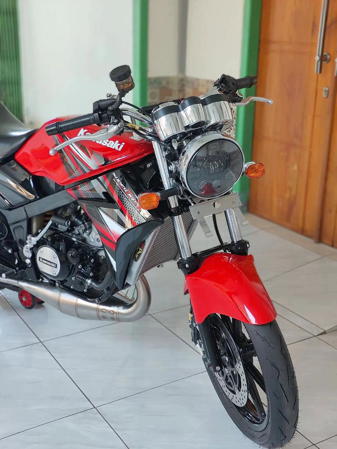 KN 150 SS Modifikasi Red