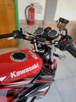 KN 150 SS Modifikasi Red
