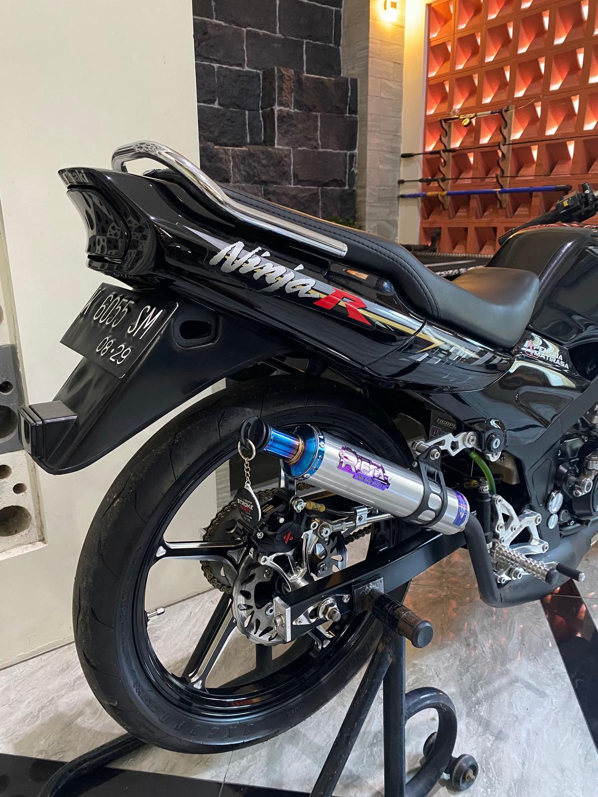 KN 150 R Modifikasi HTM_6