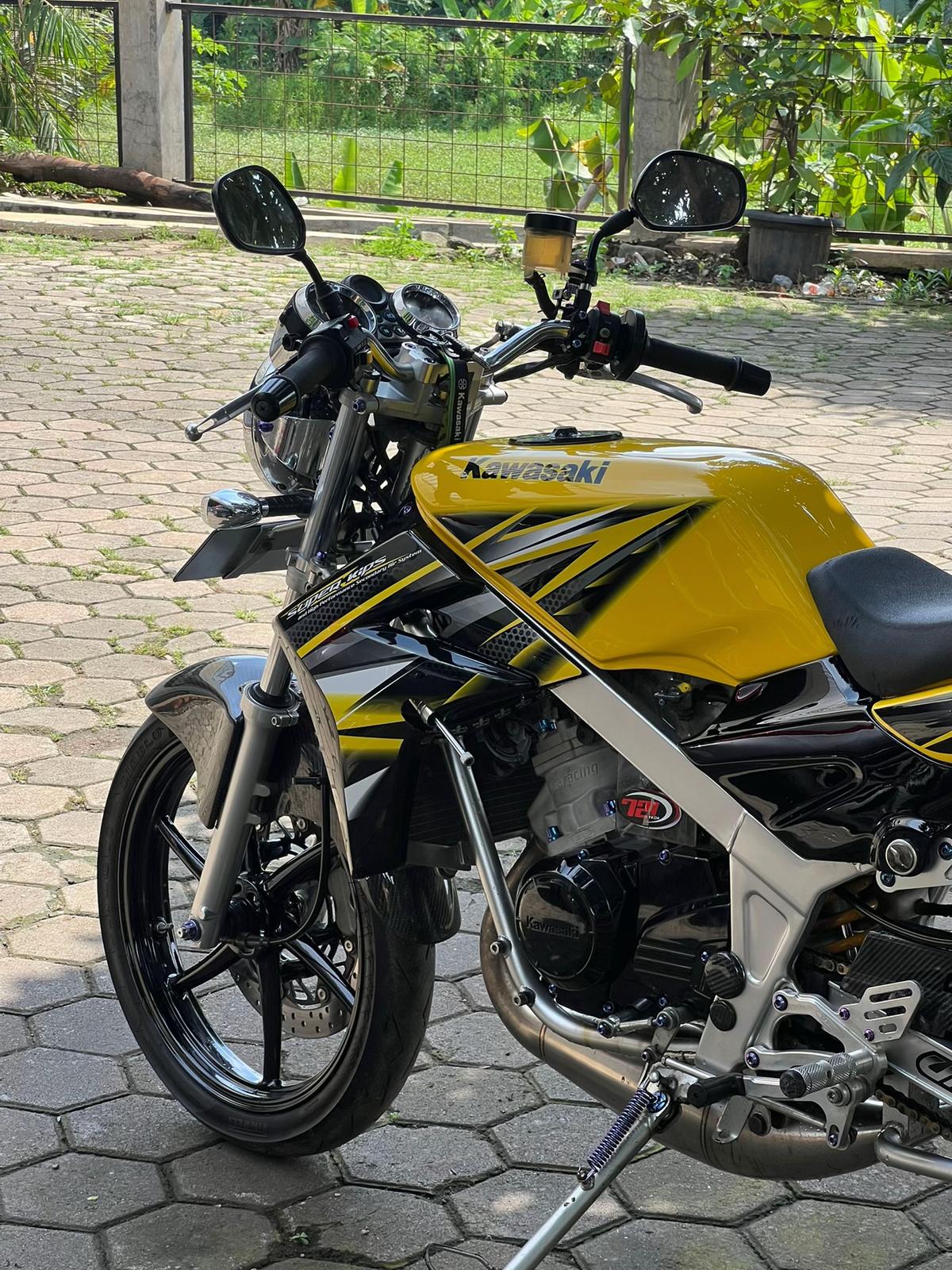 KN 150 R Modifikasi KNG_6