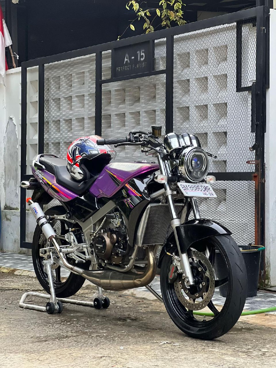 KN 150 R Modifikasi Purple_5