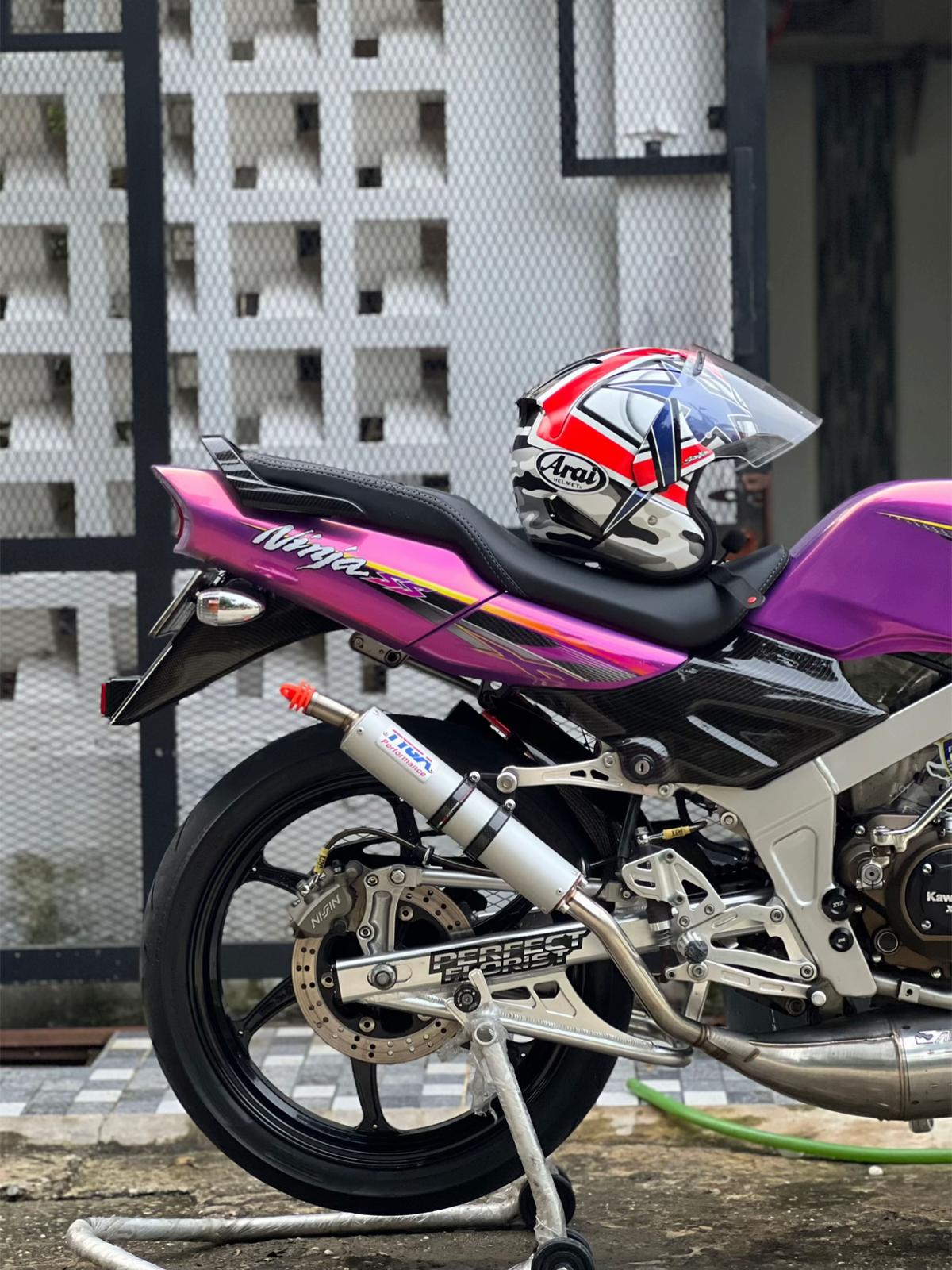 KN 150 R Modifikasi Purple_12