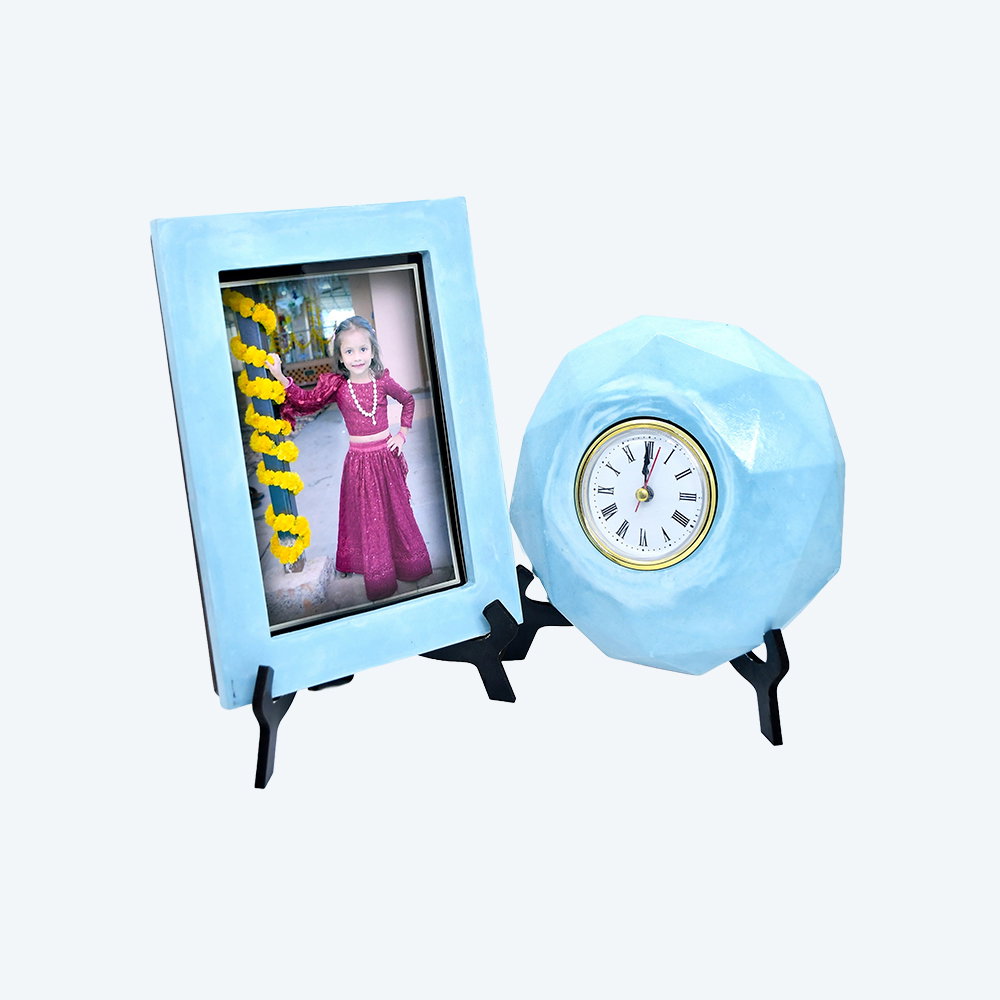 Eco-Friendly Time & Photo Duo_2