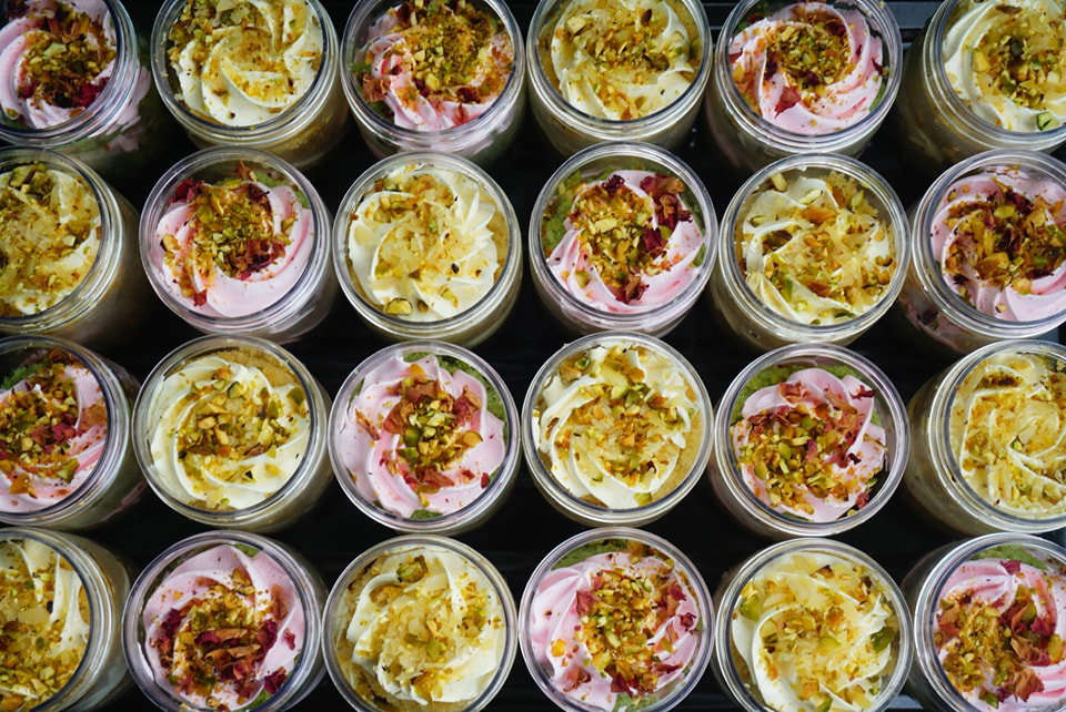 Premium Jar Cakes - Eggless_1