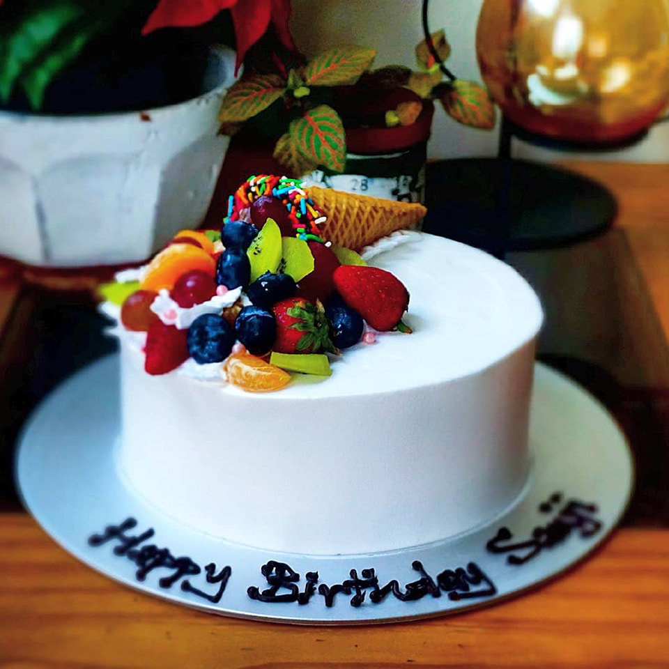 Fresh Fruit Gateau - Eggless_1