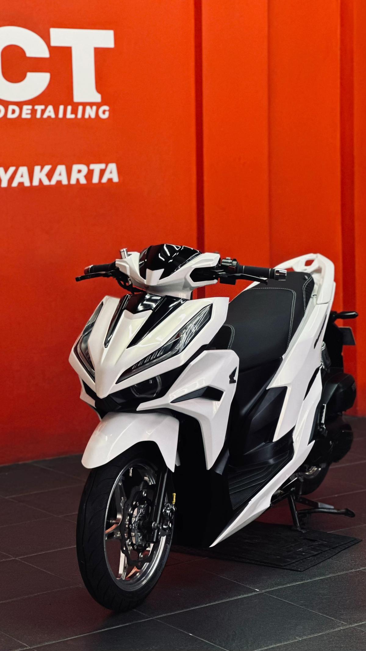 VARIO 125 CBS ISS 2023_4