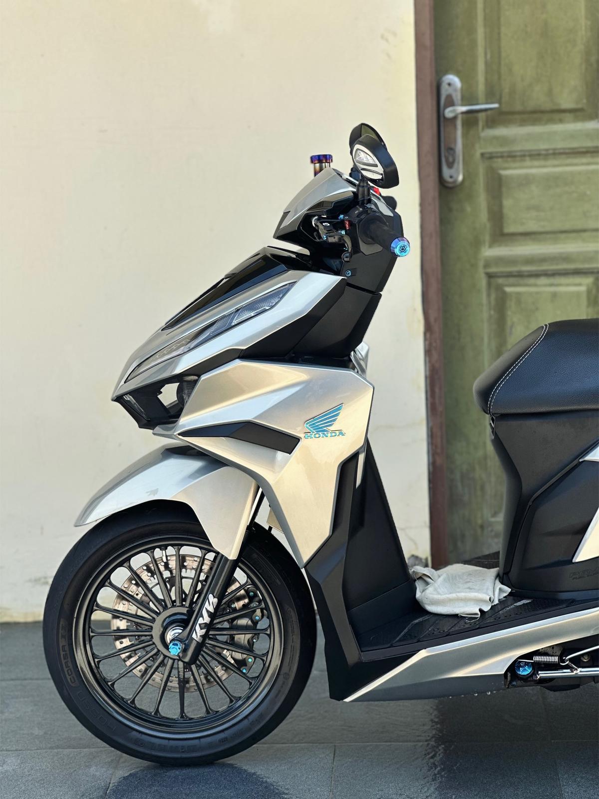 VARIO 125 CBS ISS 2023_2