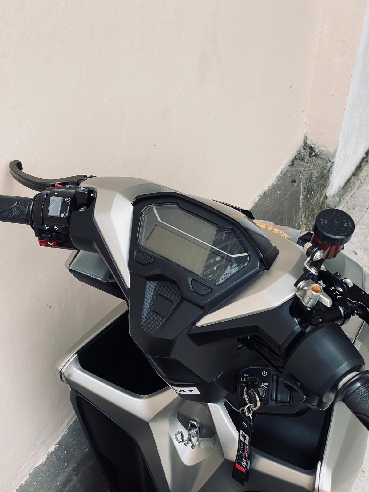 VARIO 125 CBS ISS 2023_16