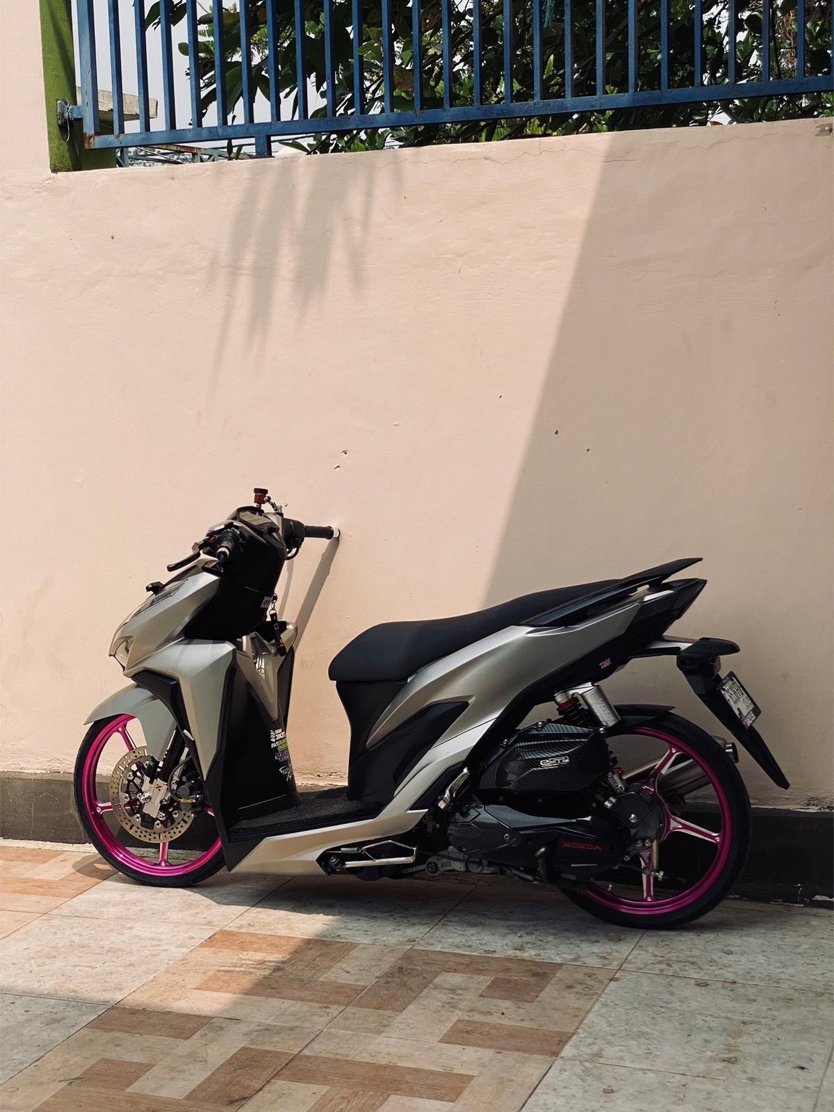 VARIO 125 CBS ISS 2023_14