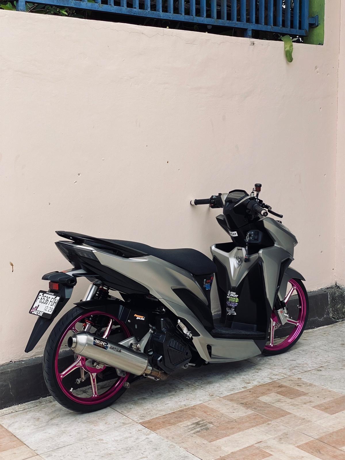 VARIO 125 CBS ISS 2023_15
