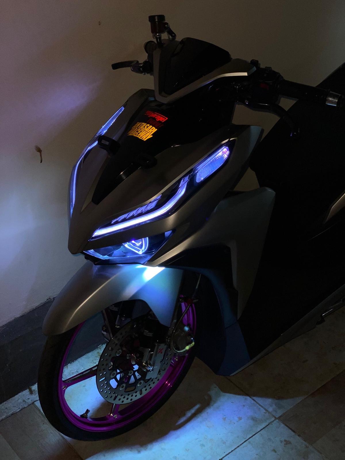 VARIO 125 CBS ISS 2023_7