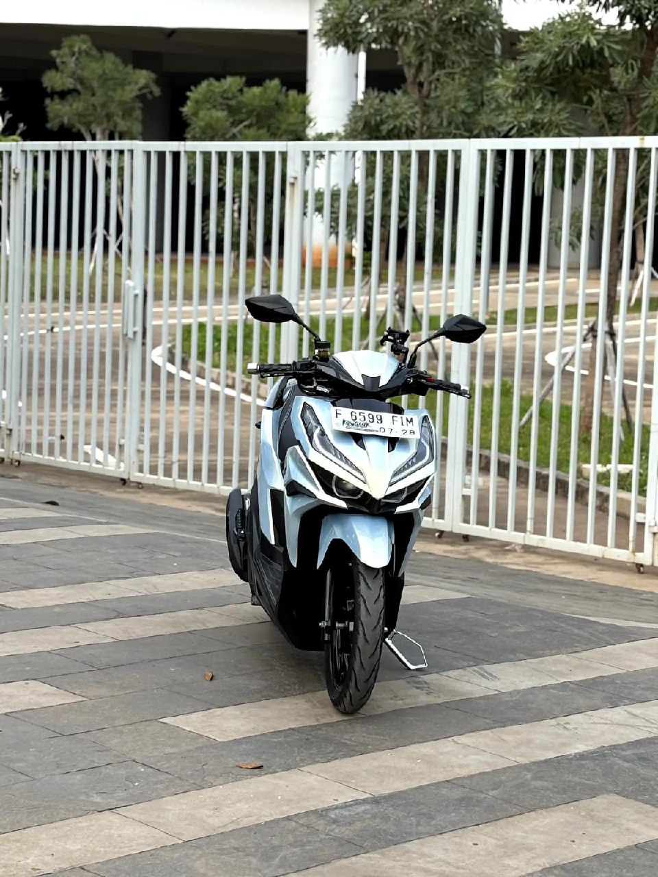 VARIO 125 CBS ISS 2023_5