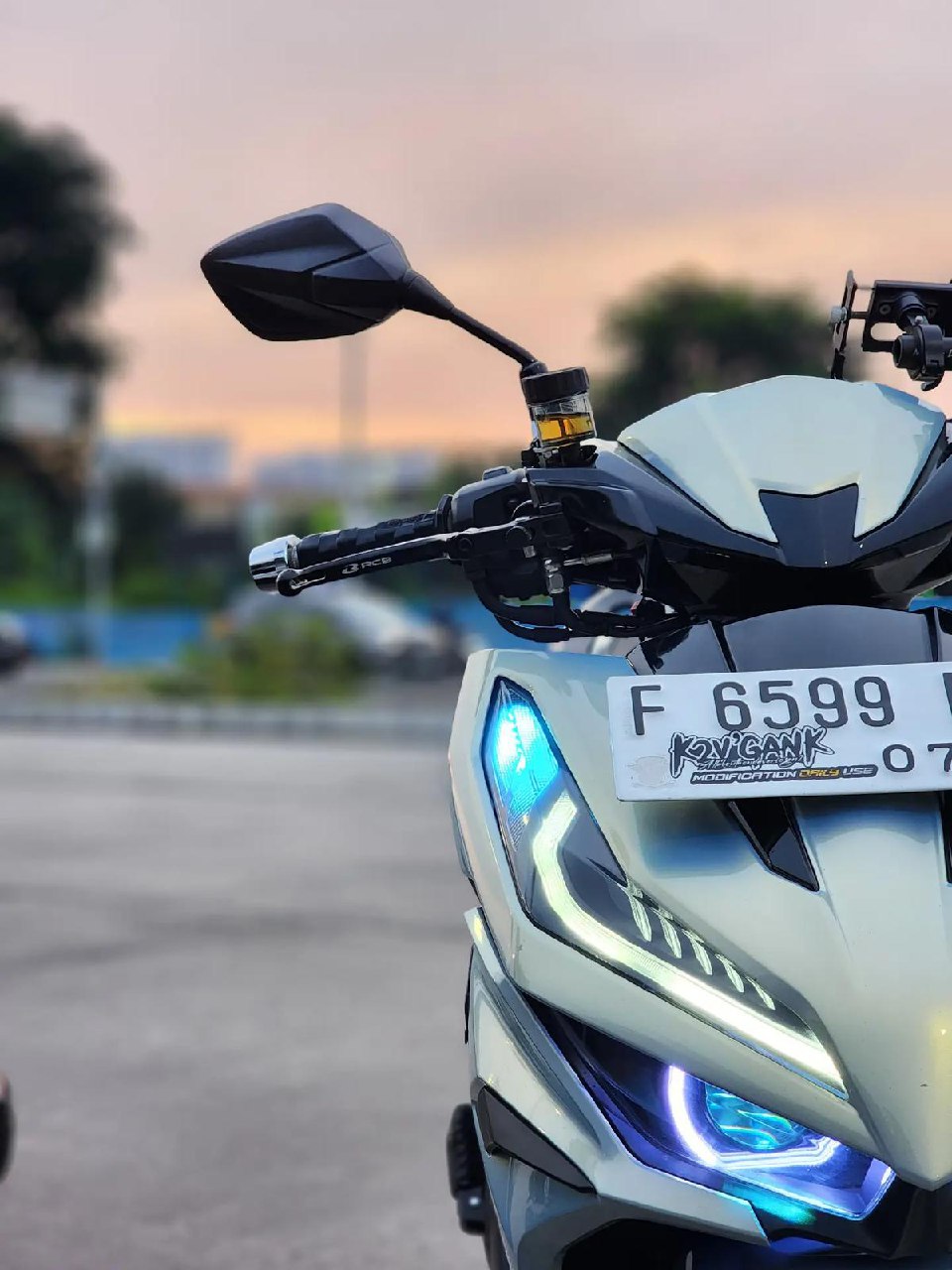 VARIO 125 CBS ISS 2023_6
