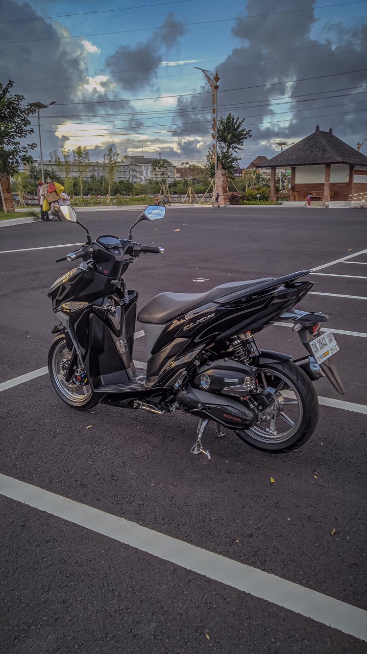 VARIO 125 CBS ISS 2023_3