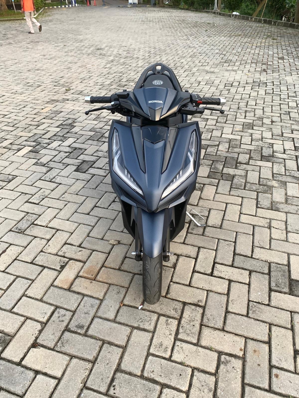 VARIO 125 CBS ISS 2023_6