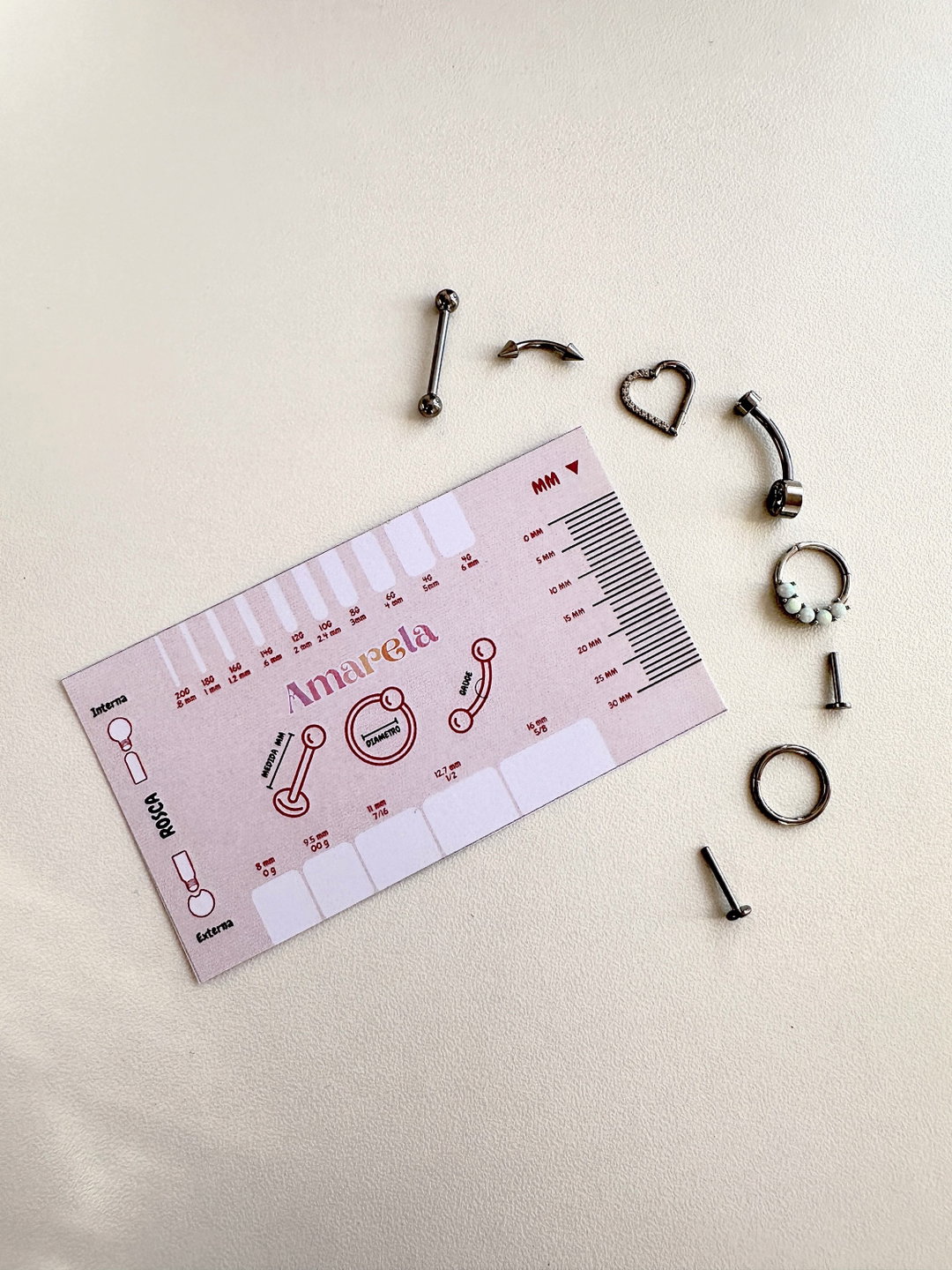 Tarjeta medida de piercings