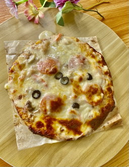 Overload Pizza (frozen)