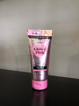Glowy pink Joji perfume body serum (Pink)