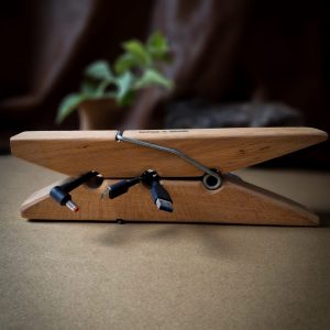 Giant Clothes Pin | Zan Wood | 28*4*8.5 cm_0