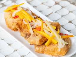 Escotvish Fish with Peppered Corn on the Cob, Bammy and Toss Salad
