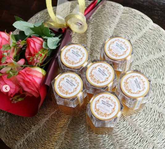 Royal Imperial Bird's Nest (The Chanel of Bird’s Nest; 6-bottle per GiftSet!) _5