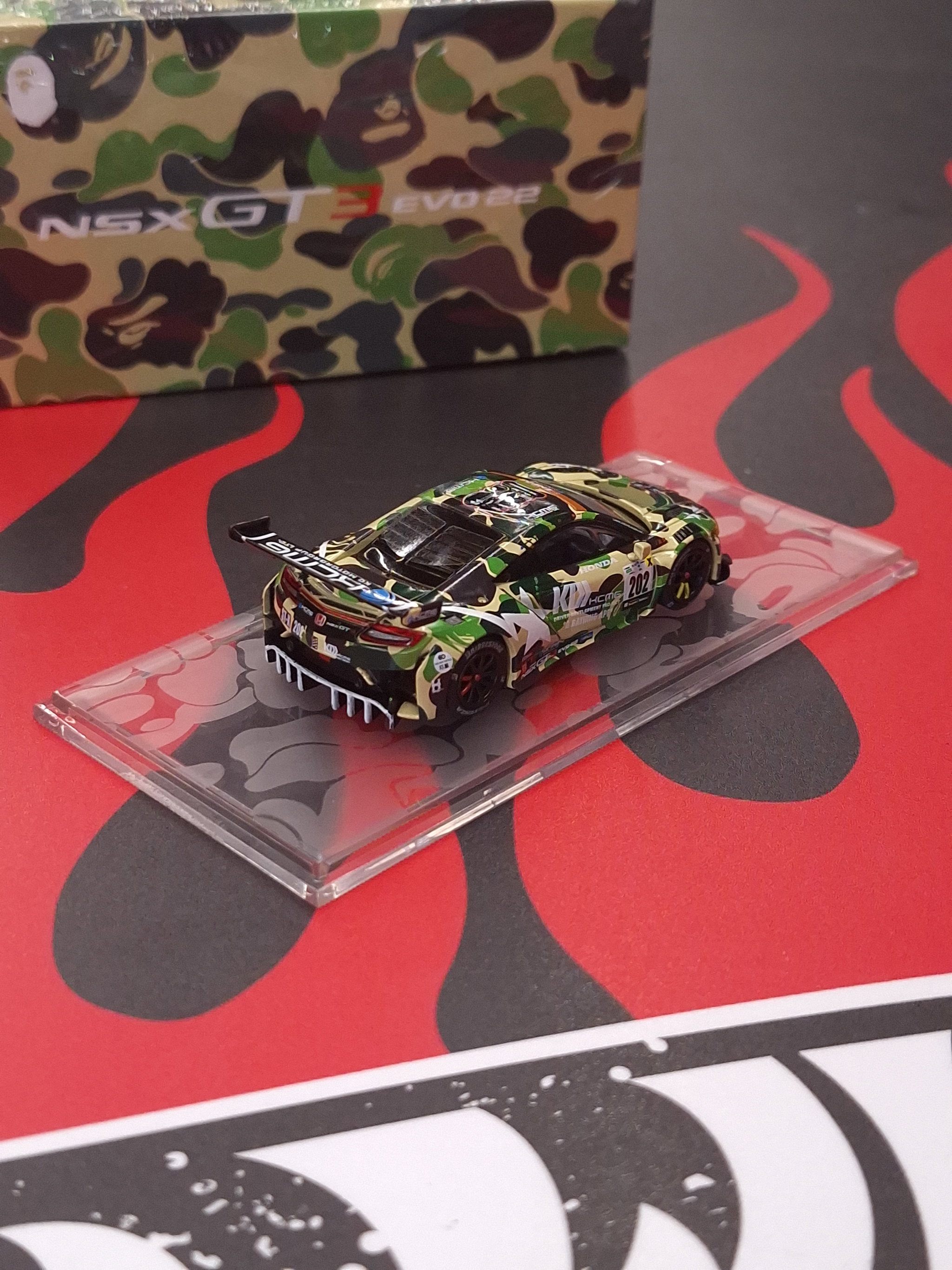 POP RACE x BAPE HONDA NSX GT3 EVO 22_1