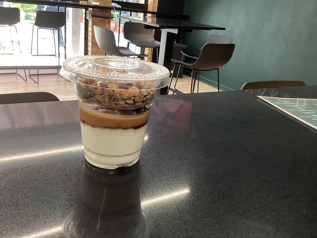 Granola Yorghurt Pot