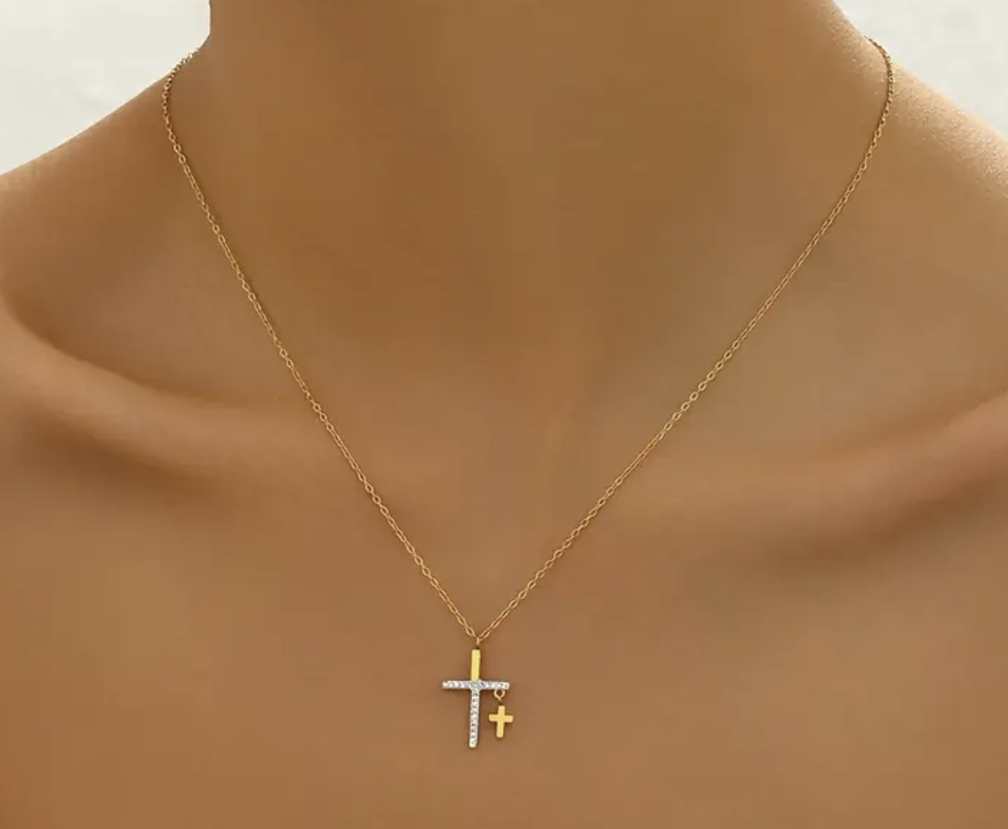 Minimalist Cross Necklace_0