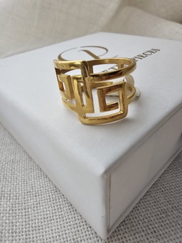 Geometric Ring